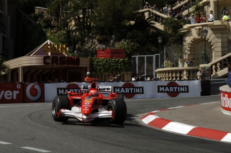 Schumacher har været i lidt af et stormvejr i Monaco efter den kontroversielle afslutning på kvalifikationen
